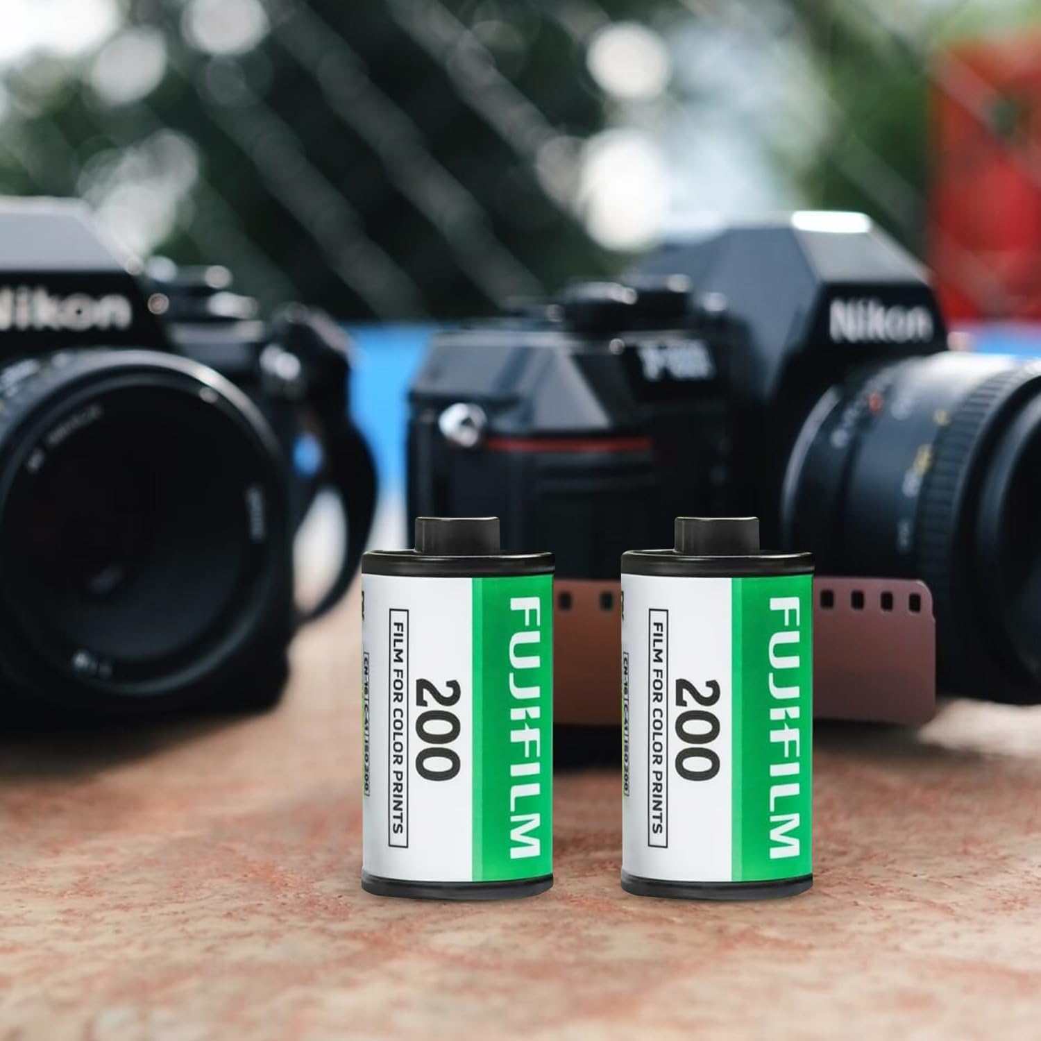 勝藤　FUJIFILM 35mmフィルムカメラ 6個セット Amazon | Fujifilm 200 35mmフィルムバンドル 6ロール (2x3パック) 各